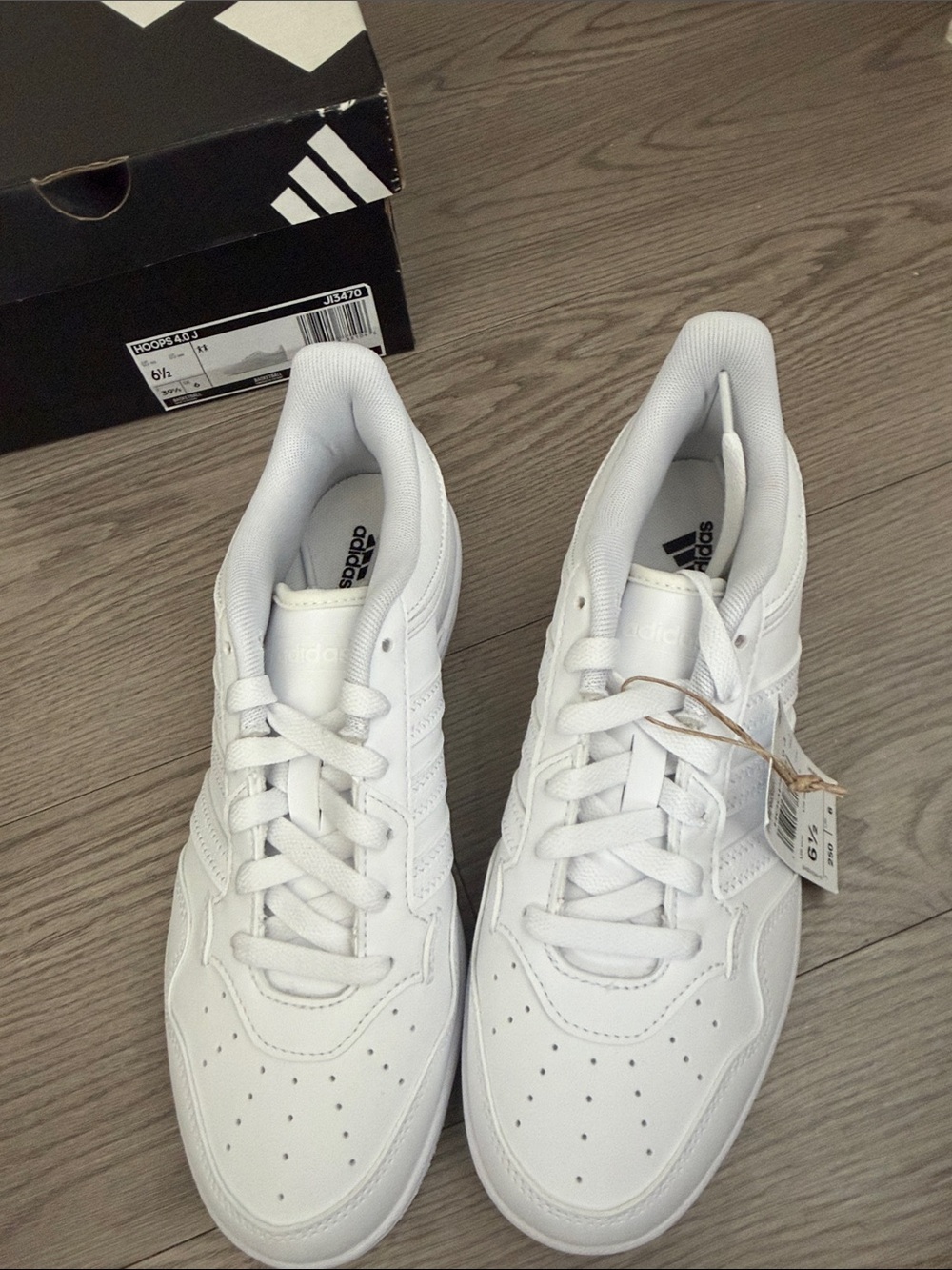 Adidas hoops 4.0 low-top sneakers - Picture 2 of 9